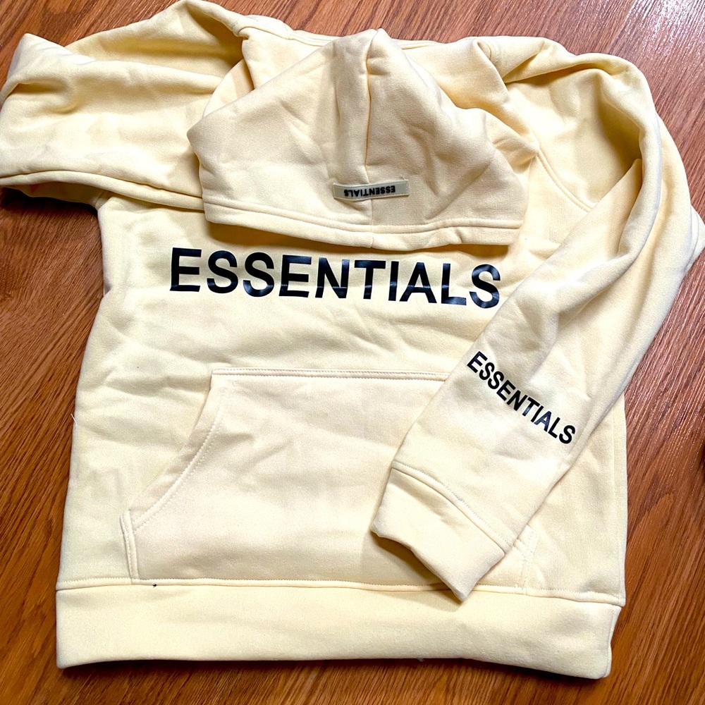 ESSENTIALS HOODIE